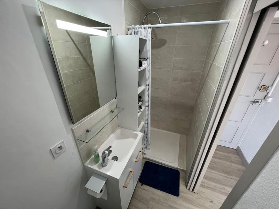 Le Carrousel - Apt Vue Mer - Plage A 10 M - Clim - Wifi Кане Экстерьер фото